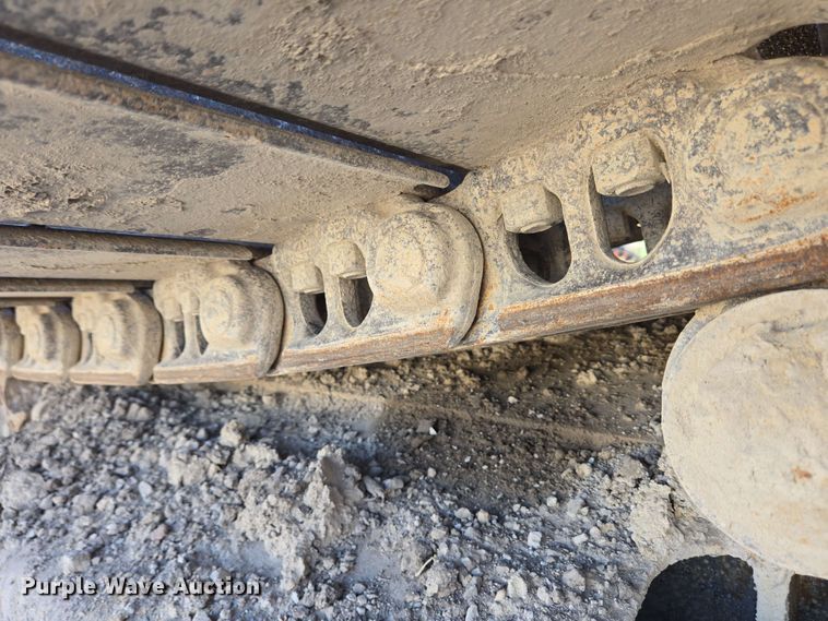 image for item EC4199 2008 Komatsu PC228USLC-3E0 excavator