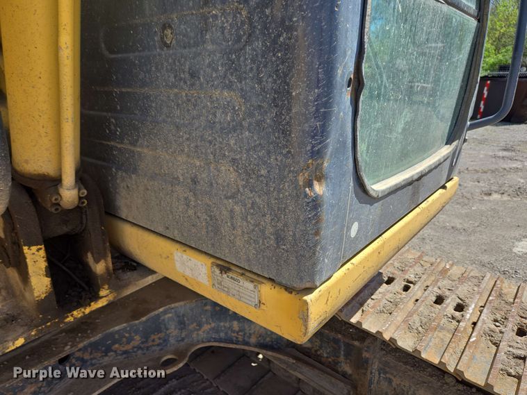 image for item EC4200 2009 Kobelco SK-140SRLC excavator