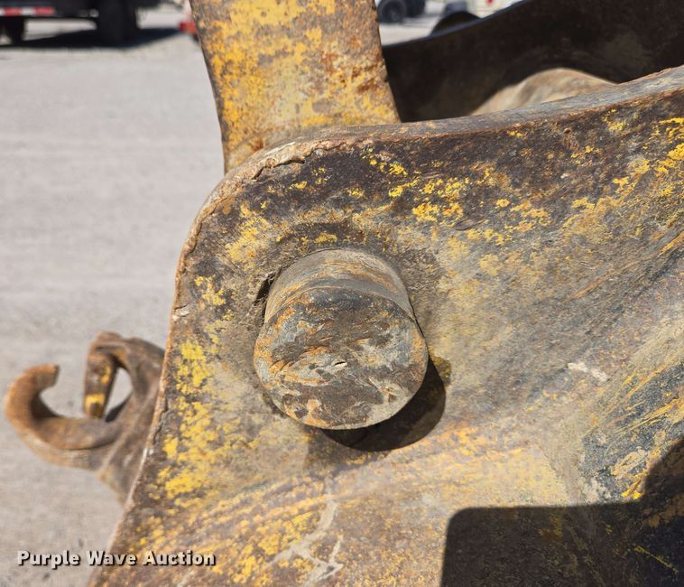 image for item EC4200 2009 Kobelco SK-140SRLC excavator