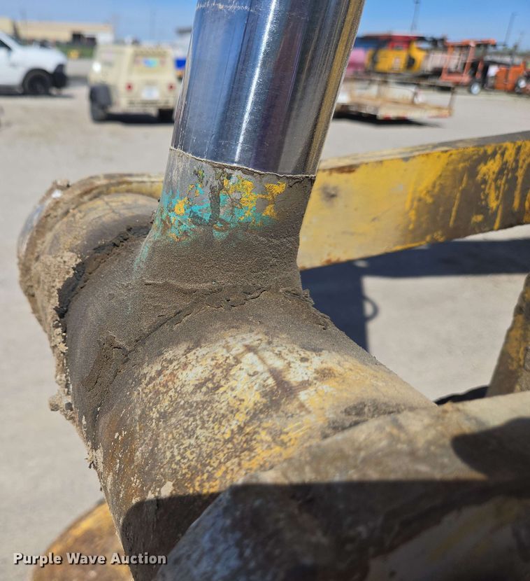 image for item EC4200 2009 Kobelco SK-140SRLC excavator