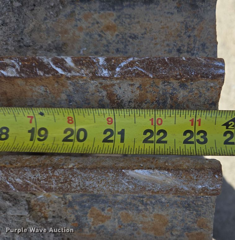 image for item EC4200 2009 Kobelco SK-140SRLC excavator