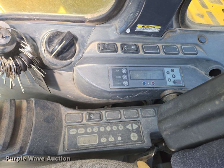 image for item EC4200 2009 Kobelco SK-140SRLC excavator