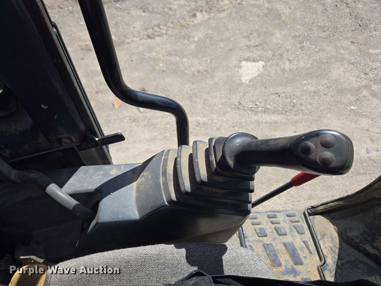 image for item EC4200 2009 Kobelco SK-140SRLC excavator