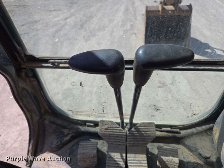 image for item EC4200 2009 Kobelco SK-140SRLC excavator