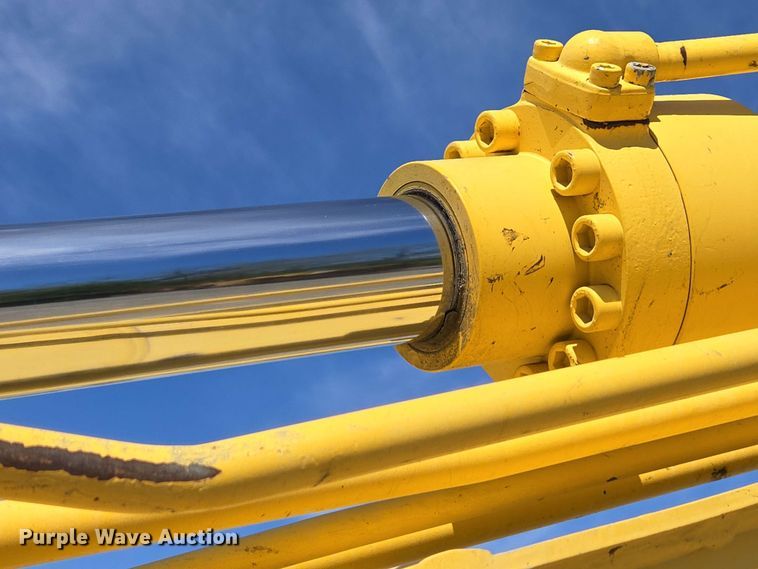 image for item EC4200 2009 Kobelco SK-140SRLC excavator