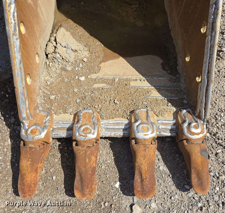 image for item EC4200 2009 Kobelco SK-140SRLC excavator