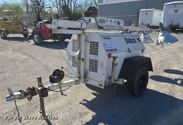 image for item EC4202 2002 Bobcat Daylight light plant