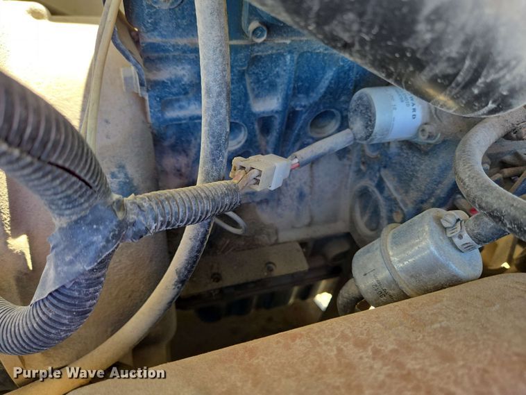 image for item EC4202 2002 Bobcat Daylight light plant