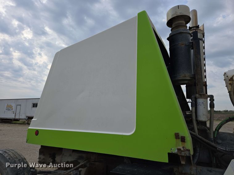 image for item EC4204 2019 Indiana Phoenix INC Mixer ready mix truck