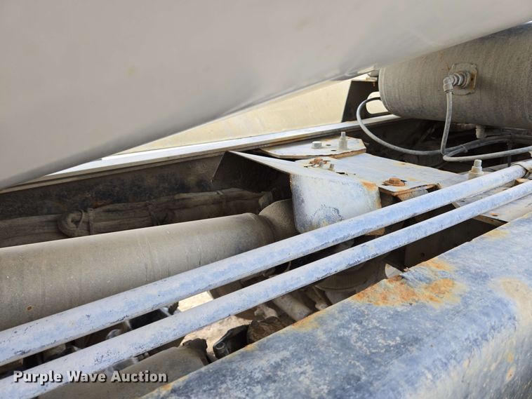 image for item EC4204 2019 Indiana Phoenix INC Mixer ready mix truck