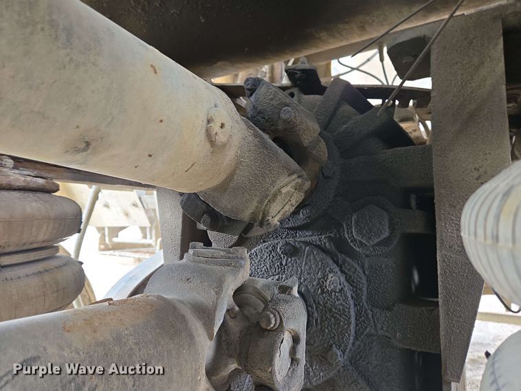 image for item EC4204 2019 Indiana Phoenix INC Mixer ready mix truck