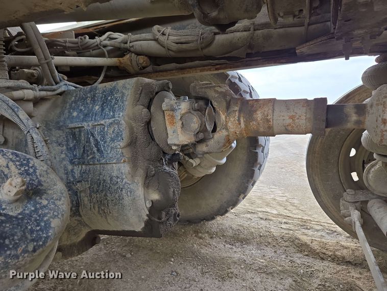 image for item EC4204 2019 Indiana Phoenix INC Mixer ready mix truck