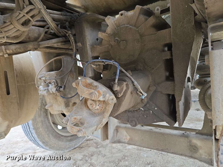 image for item EC4204 2019 Indiana Phoenix INC Mixer ready mix truck