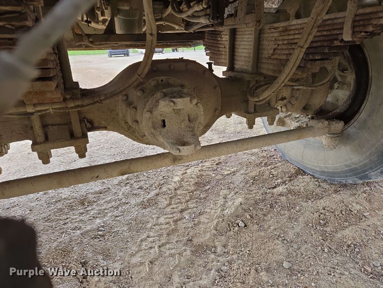 image for item EC4204 2019 Indiana Phoenix INC Mixer ready mix truck