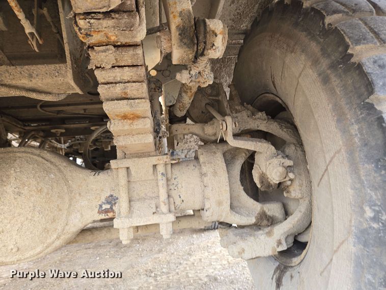 image for item EC4204 2019 Indiana Phoenix INC Mixer ready mix truck