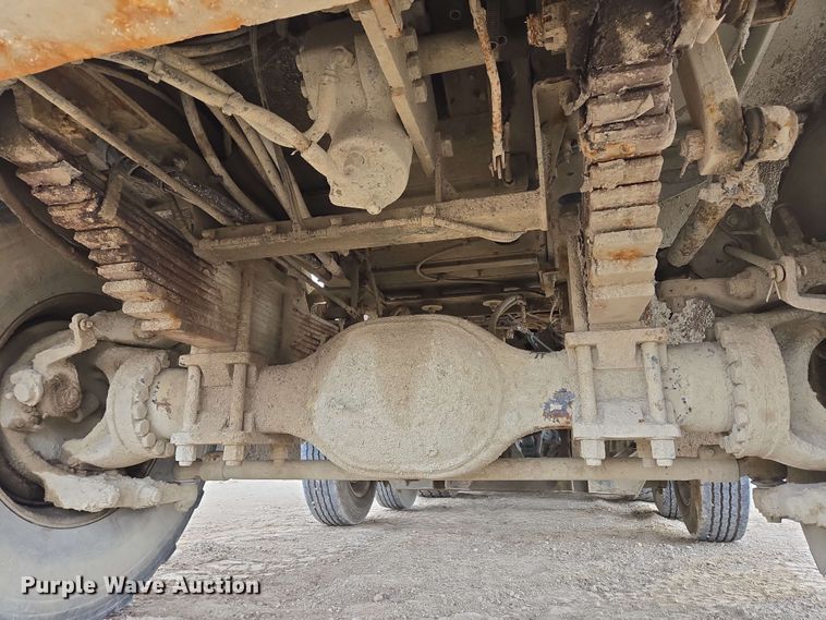 image for item EC4204 2019 Indiana Phoenix INC Mixer ready mix truck