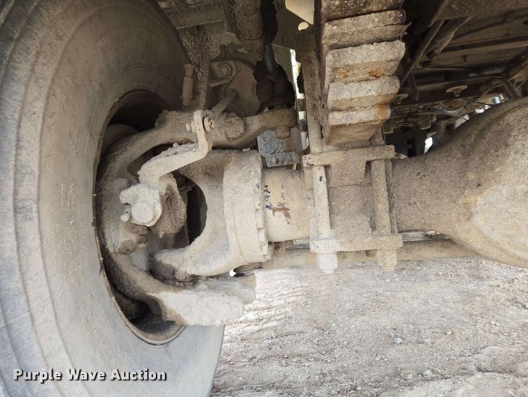 image for item EC4204 2019 Indiana Phoenix INC Mixer ready mix truck