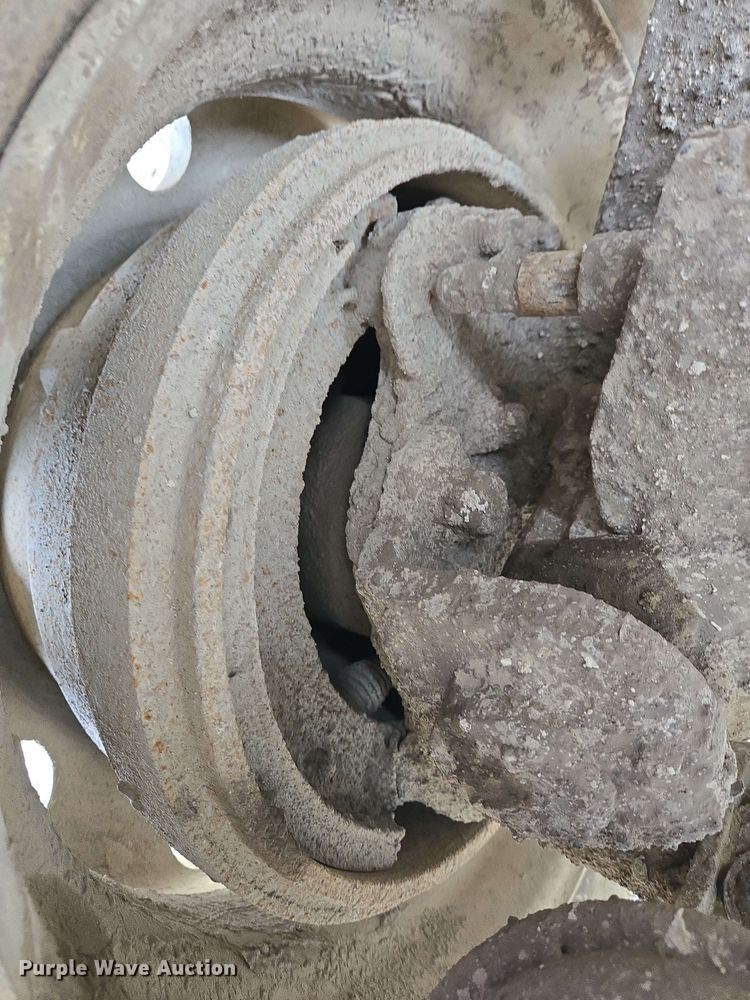 image for item EC4204 2019 Indiana Phoenix INC Mixer ready mix truck