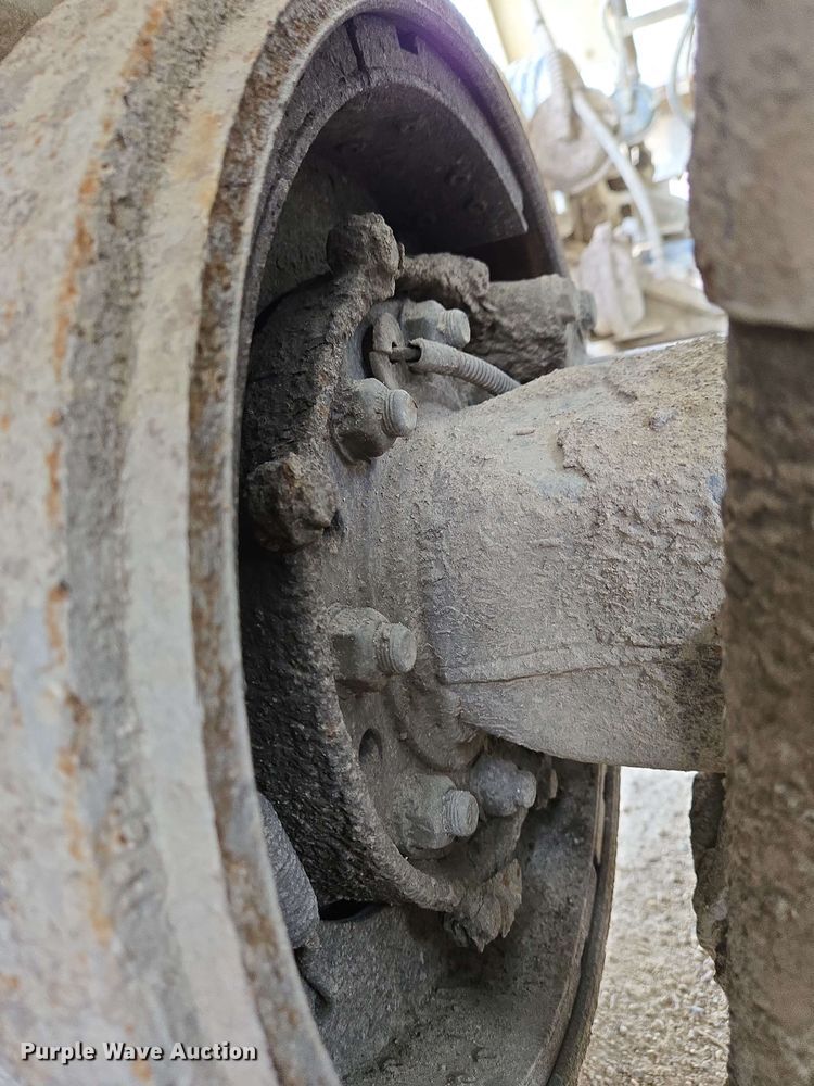 image for item EC4204 2019 Indiana Phoenix INC Mixer ready mix truck