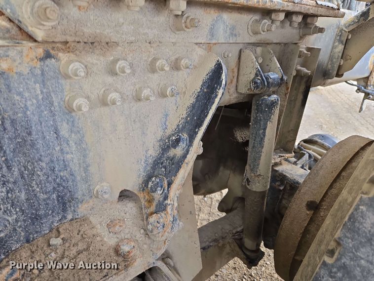 image for item EC4204 2019 Indiana Phoenix INC Mixer ready mix truck