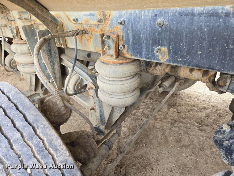 image for item EC4204 2019 Indiana Phoenix INC Mixer ready mix truck