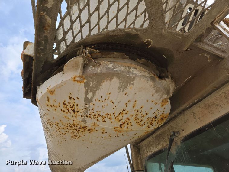 image for item EC4204 2019 Indiana Phoenix INC Mixer ready mix truck