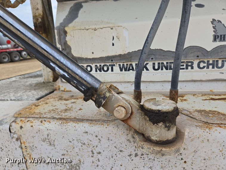 image for item EC4204 2019 Indiana Phoenix INC Mixer ready mix truck