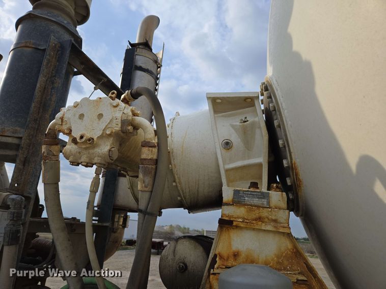 image for item EC4204 2019 Indiana Phoenix INC Mixer ready mix truck