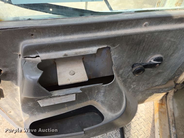 image for item EC4204 2019 Indiana Phoenix INC Mixer ready mix truck