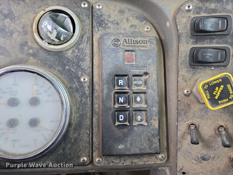 image for item EC4204 2019 Indiana Phoenix INC Mixer ready mix truck