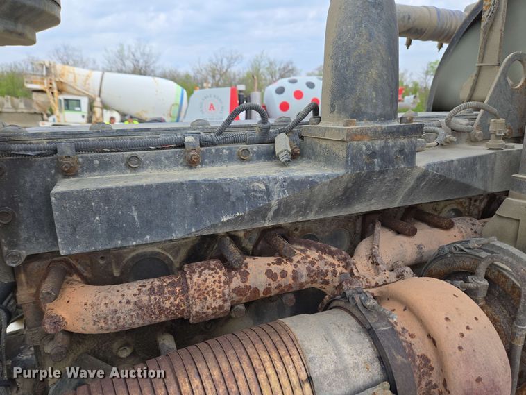 image for item EC4204 2019 Indiana Phoenix INC Mixer ready mix truck