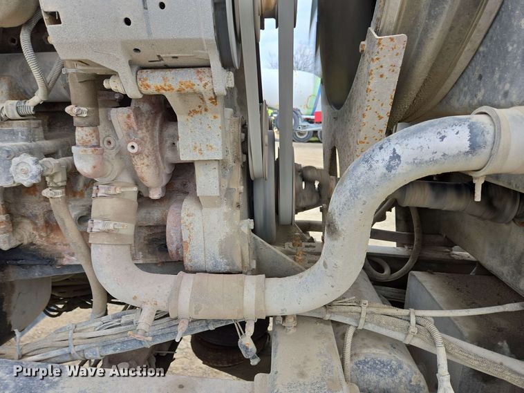 image for item EC4204 2019 Indiana Phoenix INC Mixer ready mix truck