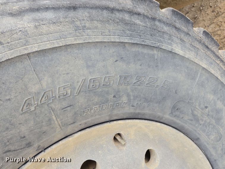 image for item EC4204 2019 Indiana Phoenix INC Mixer ready mix truck