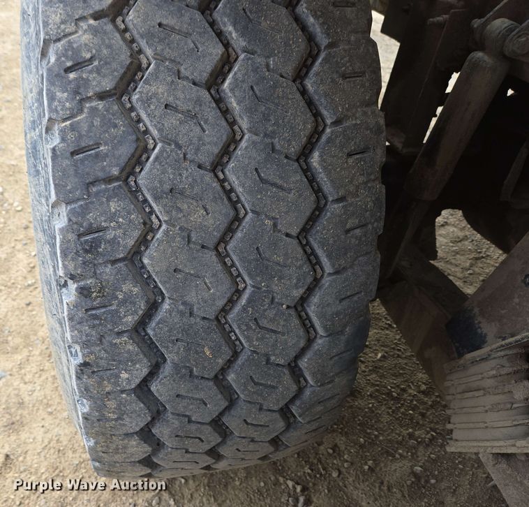 image for item EC4204 2019 Indiana Phoenix INC Mixer ready mix truck