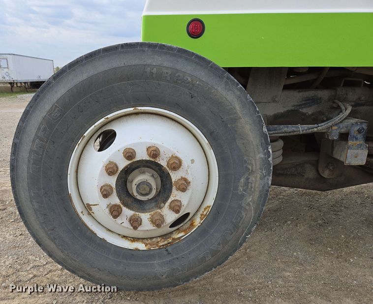 image for item EC4204 2019 Indiana Phoenix INC Mixer ready mix truck