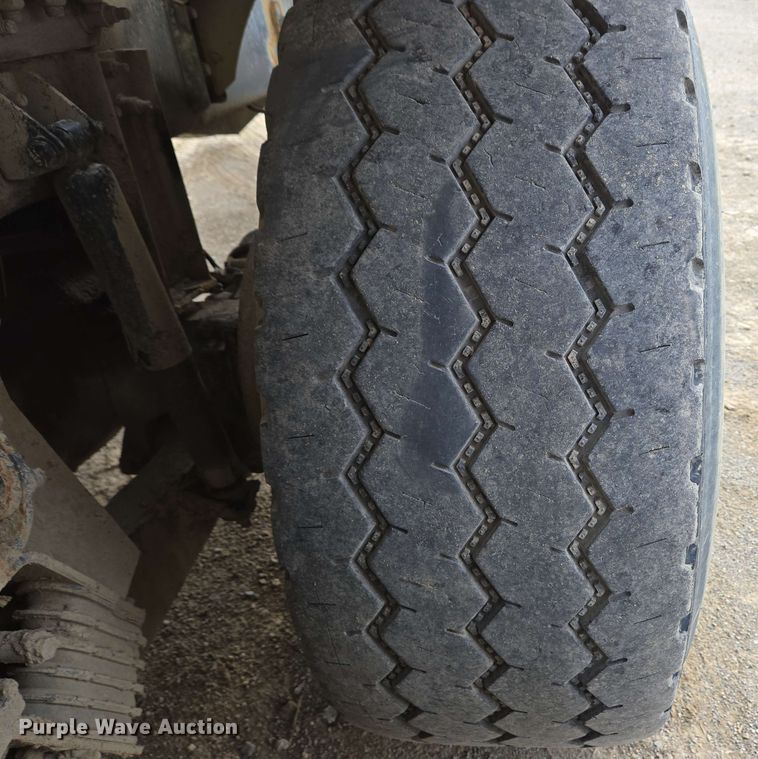 image for item EC4204 2019 Indiana Phoenix INC Mixer ready mix truck