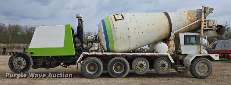 image for item EC4205 2016 Terex Advance Mixer ready mix truck
