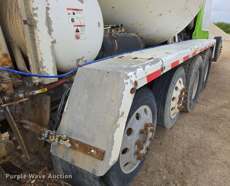 image for item EC4205 2016 Terex Advance Mixer ready mix truck