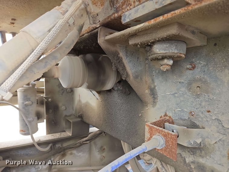 image for item EC4205 2016 Terex Advance Mixer ready mix truck