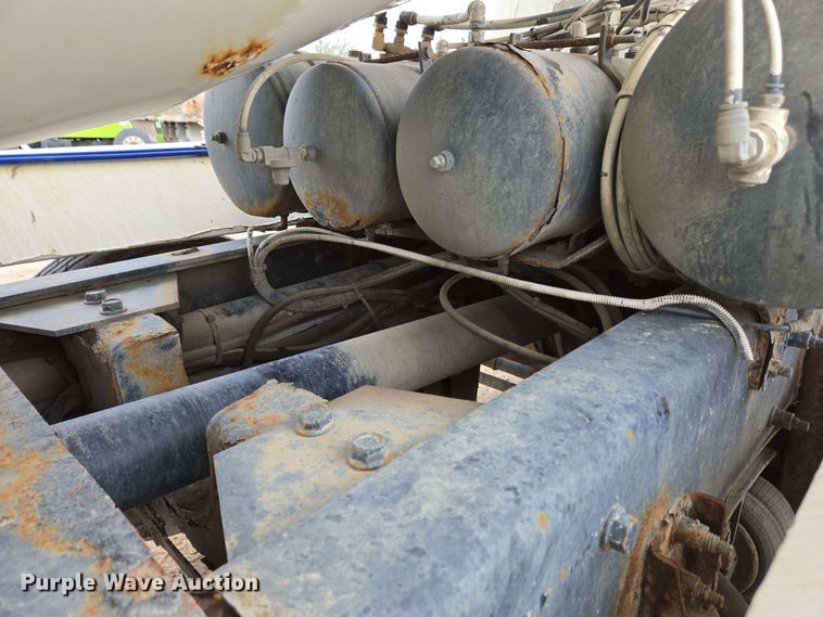 image for item EC4205 2016 Terex Advance Mixer ready mix truck