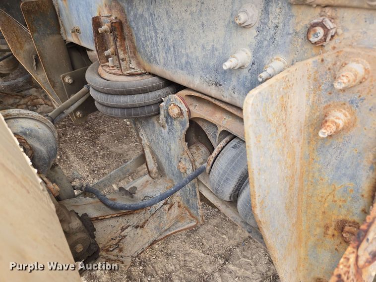 image for item EC4205 2016 Terex Advance Mixer ready mix truck