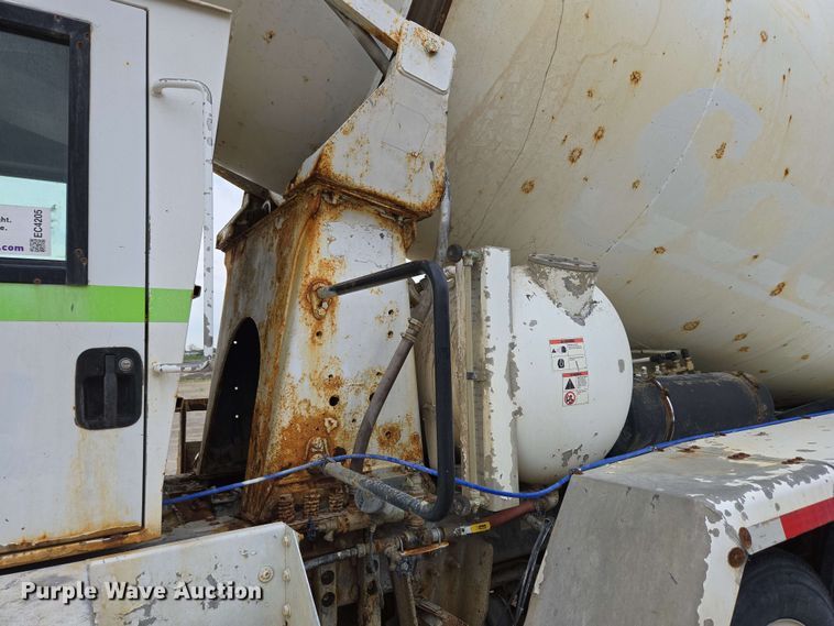 image for item EC4205 2016 Terex Advance Mixer ready mix truck