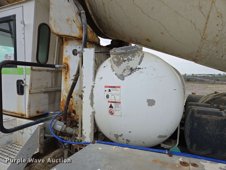 image for item EC4205 2016 Terex Advance Mixer ready mix truck