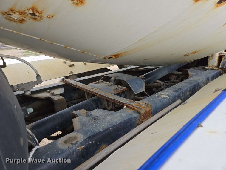 image for item EC4205 2016 Terex Advance Mixer ready mix truck