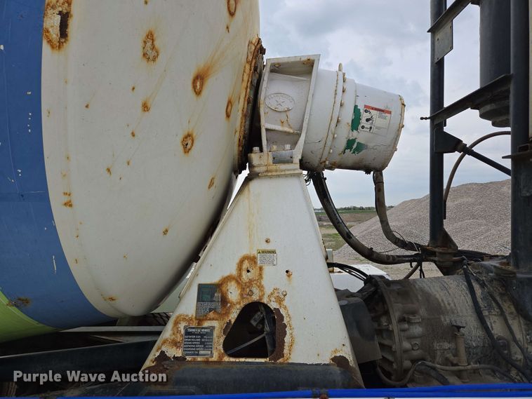 image for item EC4205 2016 Terex Advance Mixer ready mix truck