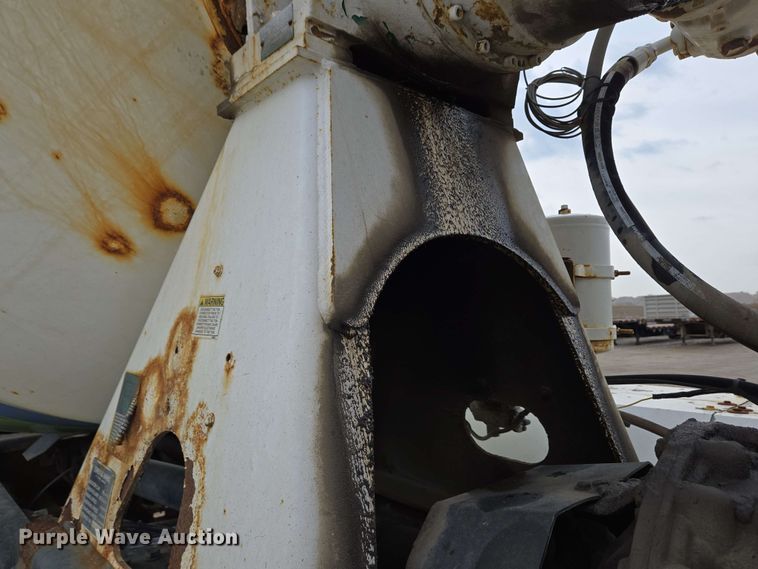 image for item EC4205 2016 Terex Advance Mixer ready mix truck