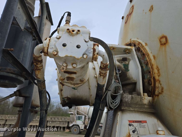 image for item EC4205 2016 Terex Advance Mixer ready mix truck