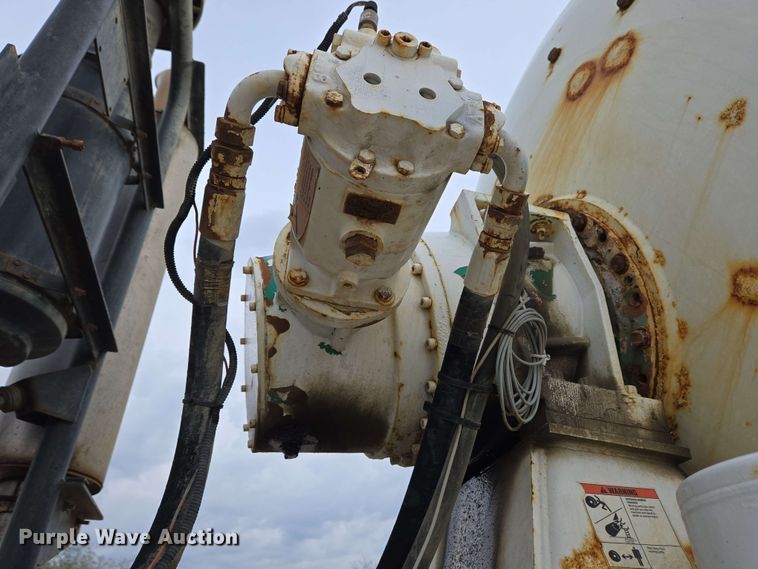 image for item EC4205 2016 Terex Advance Mixer ready mix truck