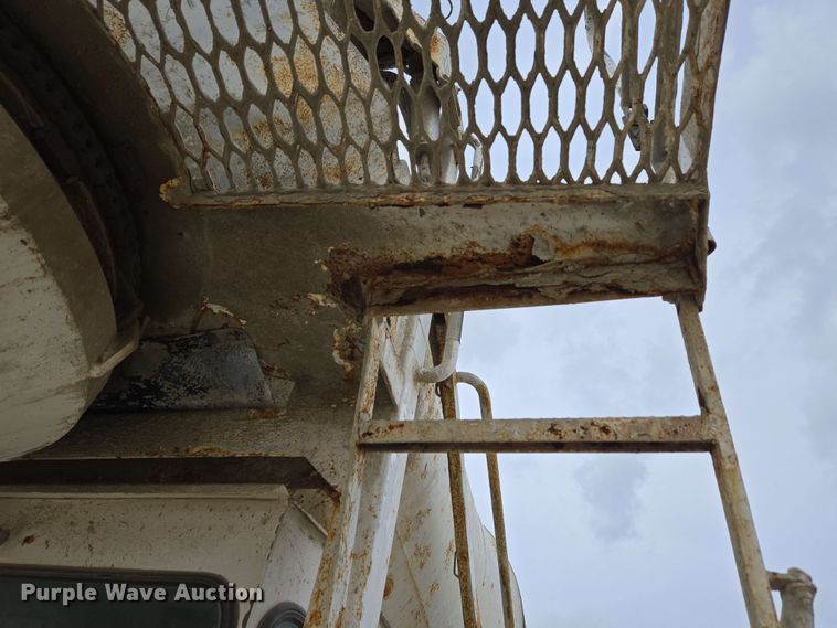 image for item EC4205 2016 Terex Advance Mixer ready mix truck