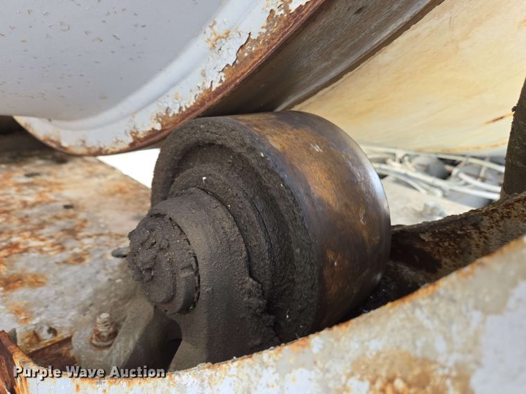 image for item EC4205 2016 Terex Advance Mixer ready mix truck